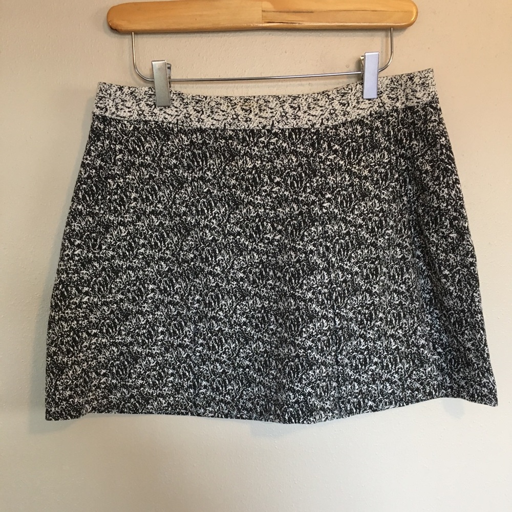 Patterned skirt